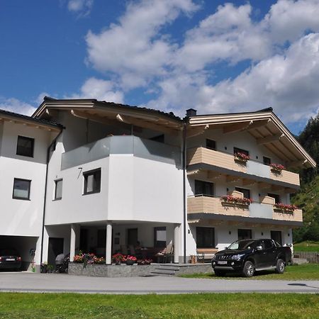 Gaestehaus Holaus Mayrhofen Buitenkant foto