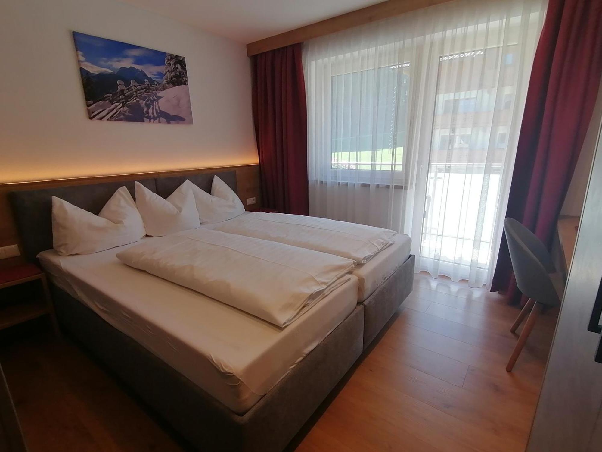 Gaestehaus Holaus Mayrhofen Buitenkant foto