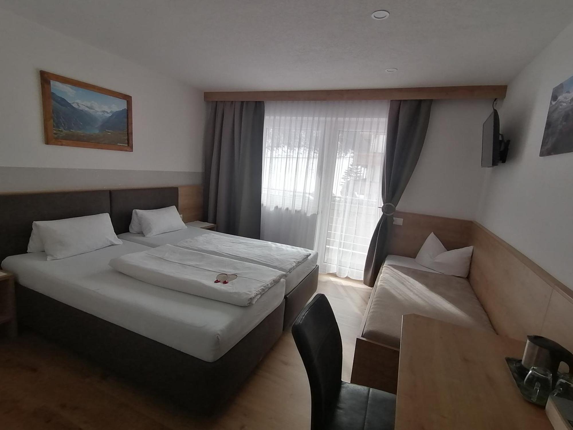 Gaestehaus Holaus Mayrhofen Buitenkant foto