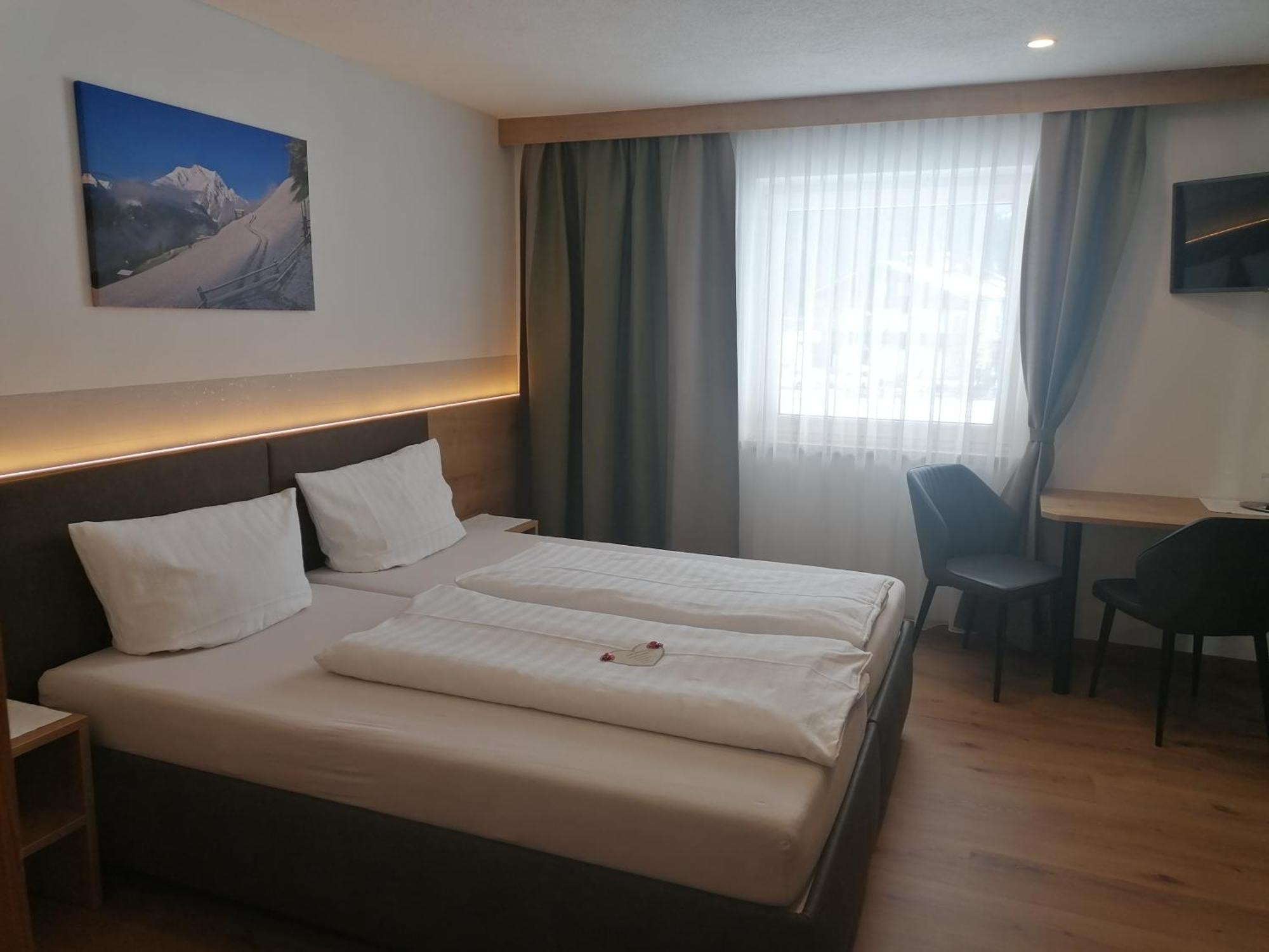 Gaestehaus Holaus Mayrhofen Buitenkant foto