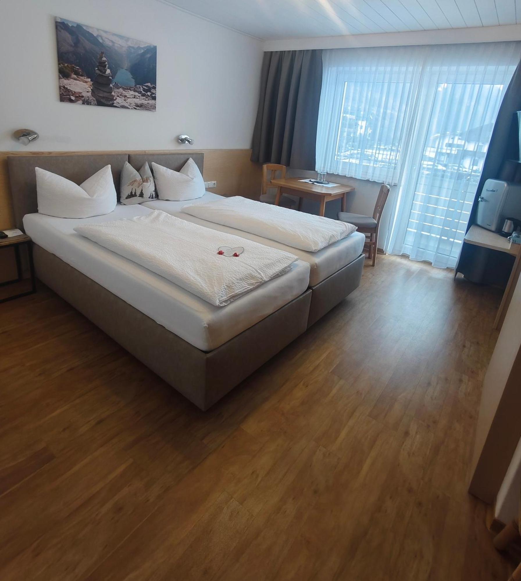 Gaestehaus Holaus Mayrhofen Buitenkant foto