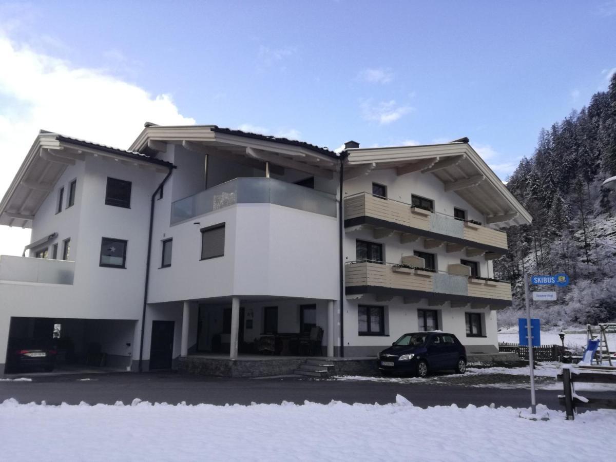 Gaestehaus Holaus Mayrhofen Buitenkant foto